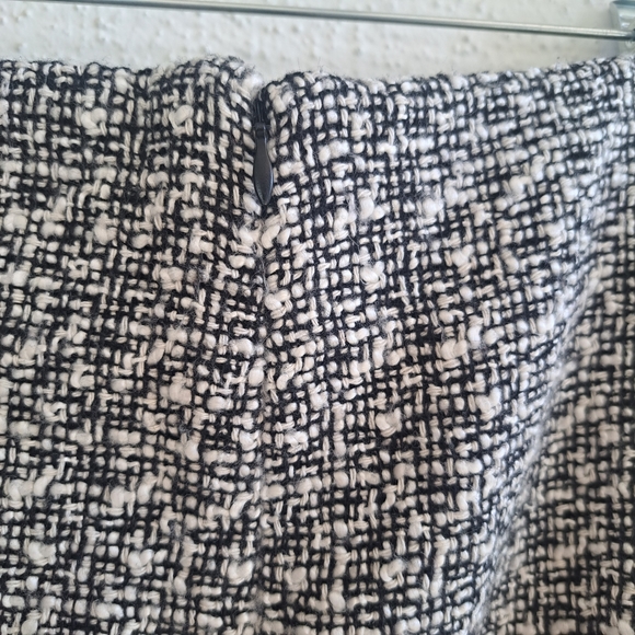 😁FOREVER 21 TWEED MINI SKIRT - Picture 2 of 6